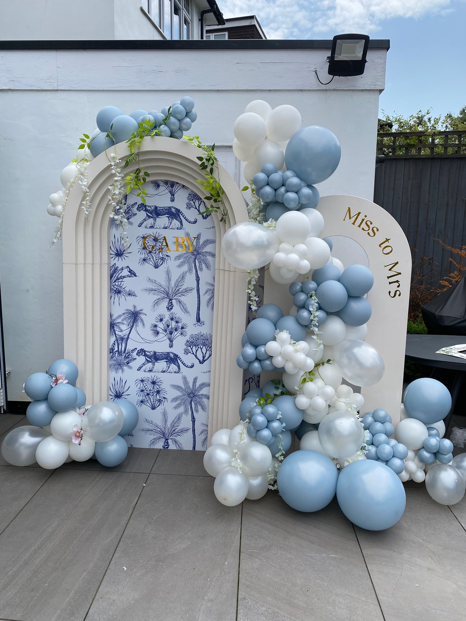 Celebration balloon arches