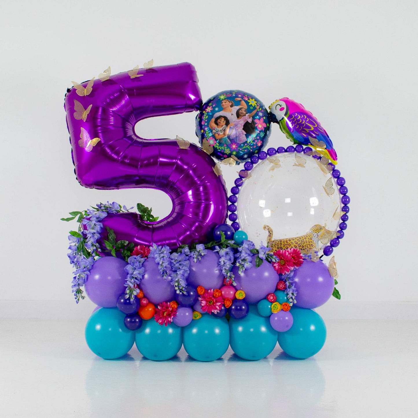 Look at this stunning Moana balloons stack!