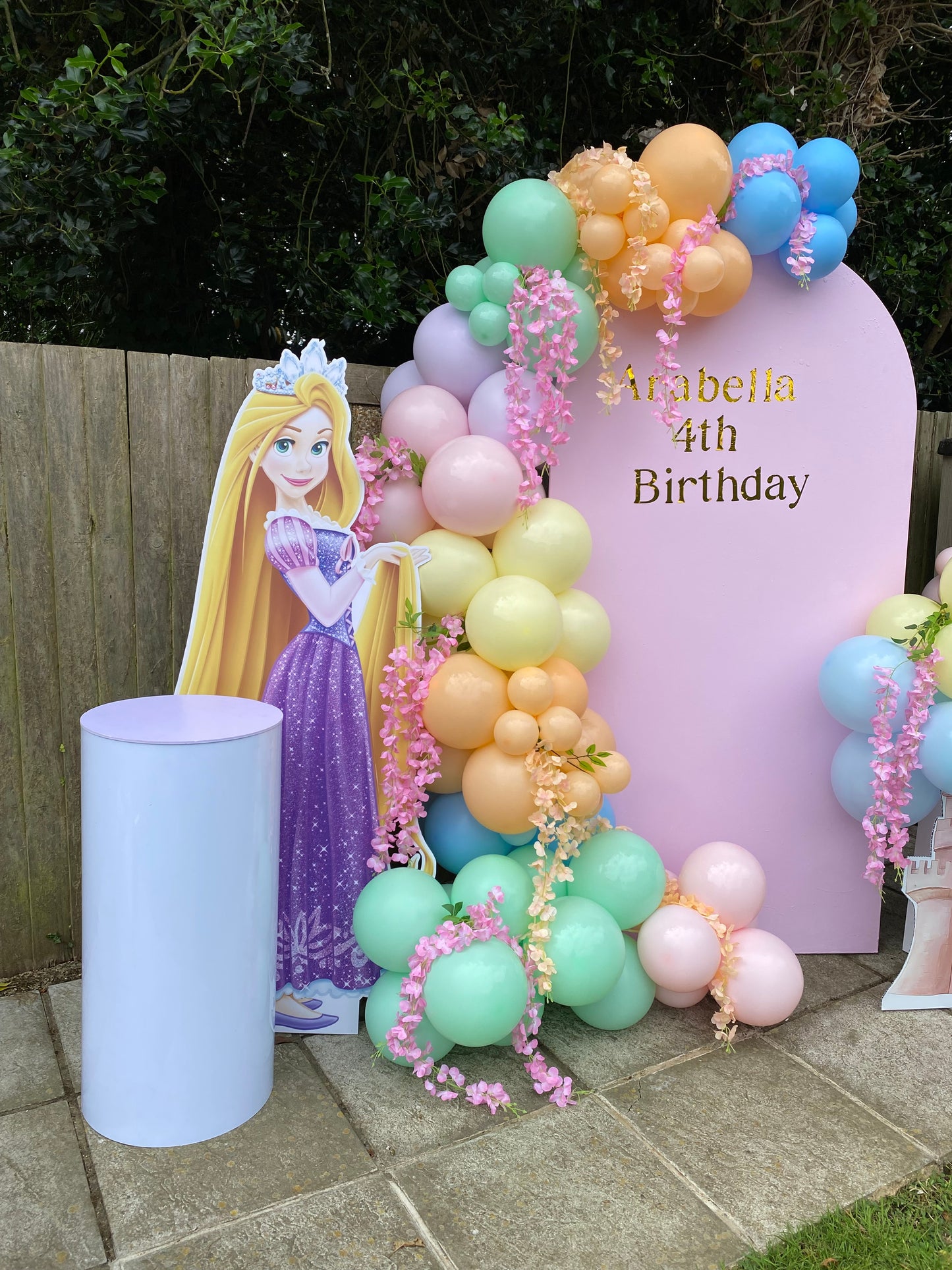 Half a arch and one sailboard