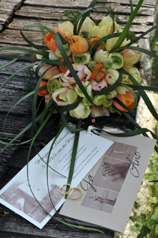 Wedding bouquet summery breeze