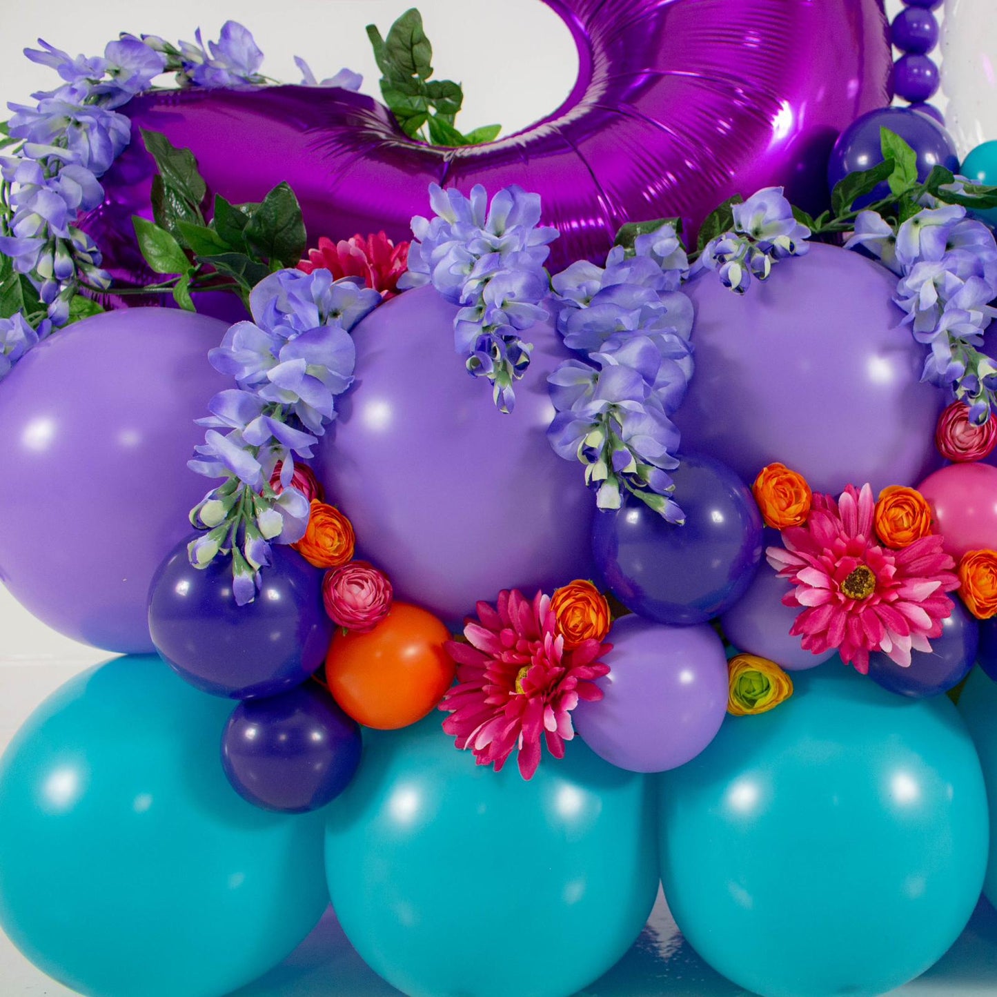 Look at this stunning Moana balloons stack!