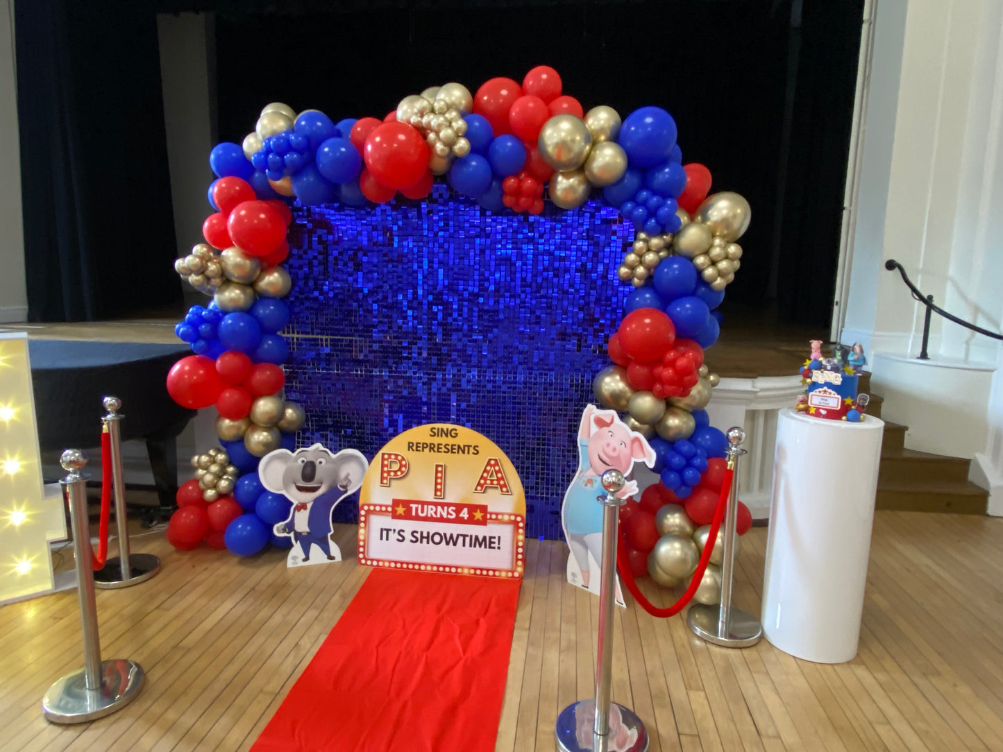 Sing full arch with cut outs